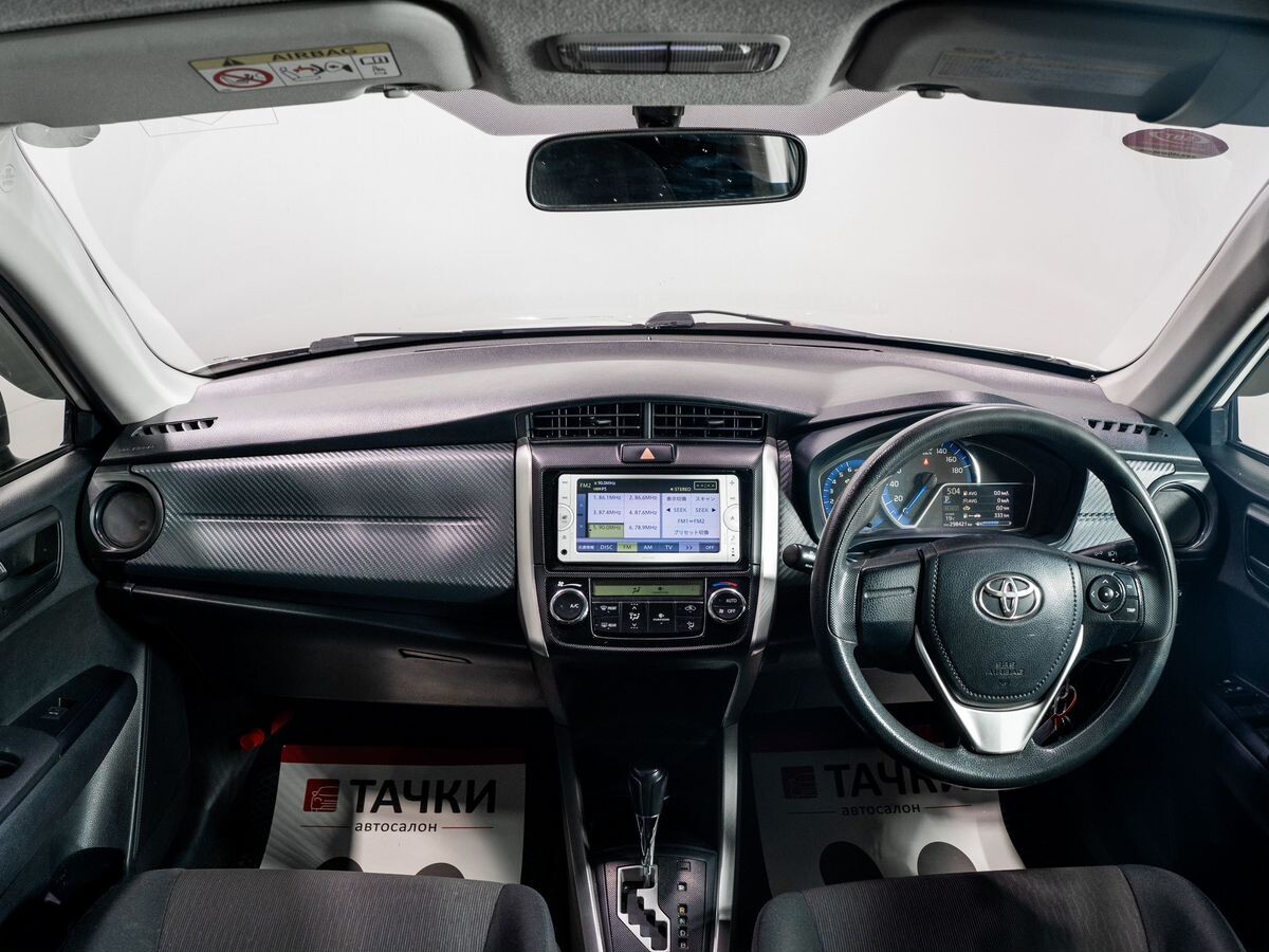 Toyota Corolla Fielder 2014 - фото автомобиля
