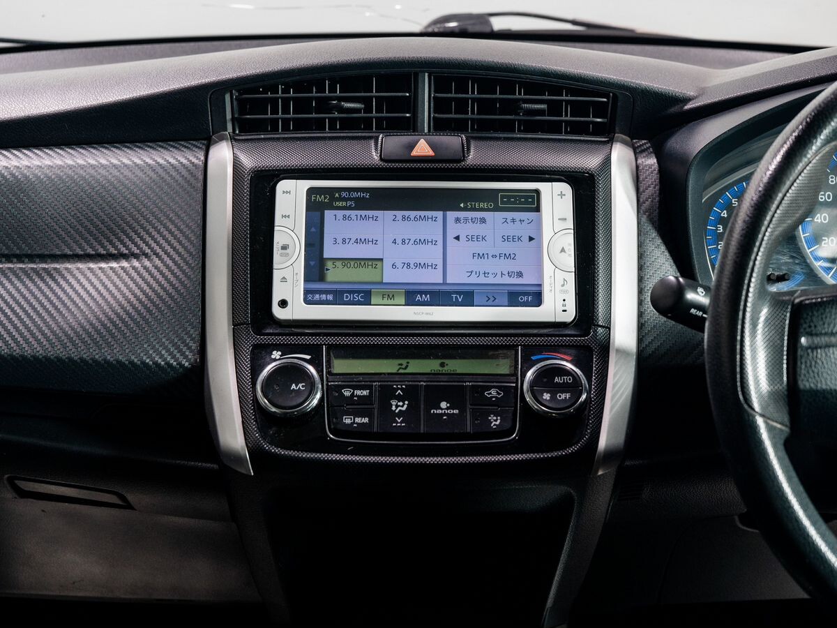 Toyota Corolla Fielder 2014 - фото автомобиля