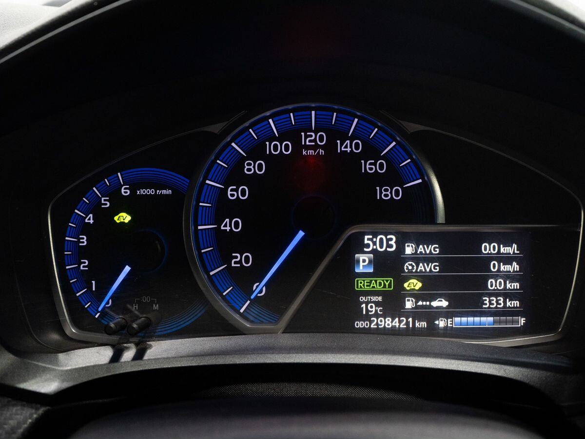 Toyota Corolla Fielder 2014 - фото автомобиля