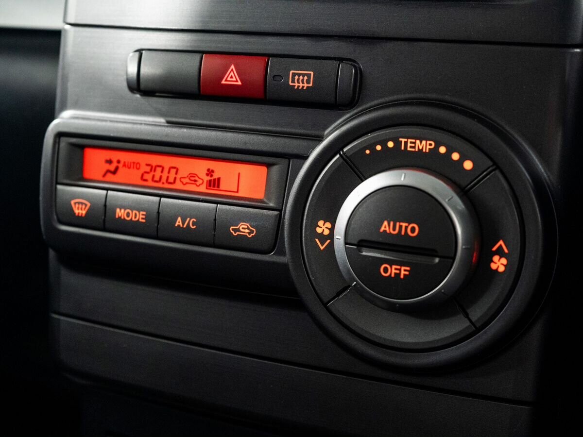 Daihatsu Move Conte 2012 - фото автомобиля