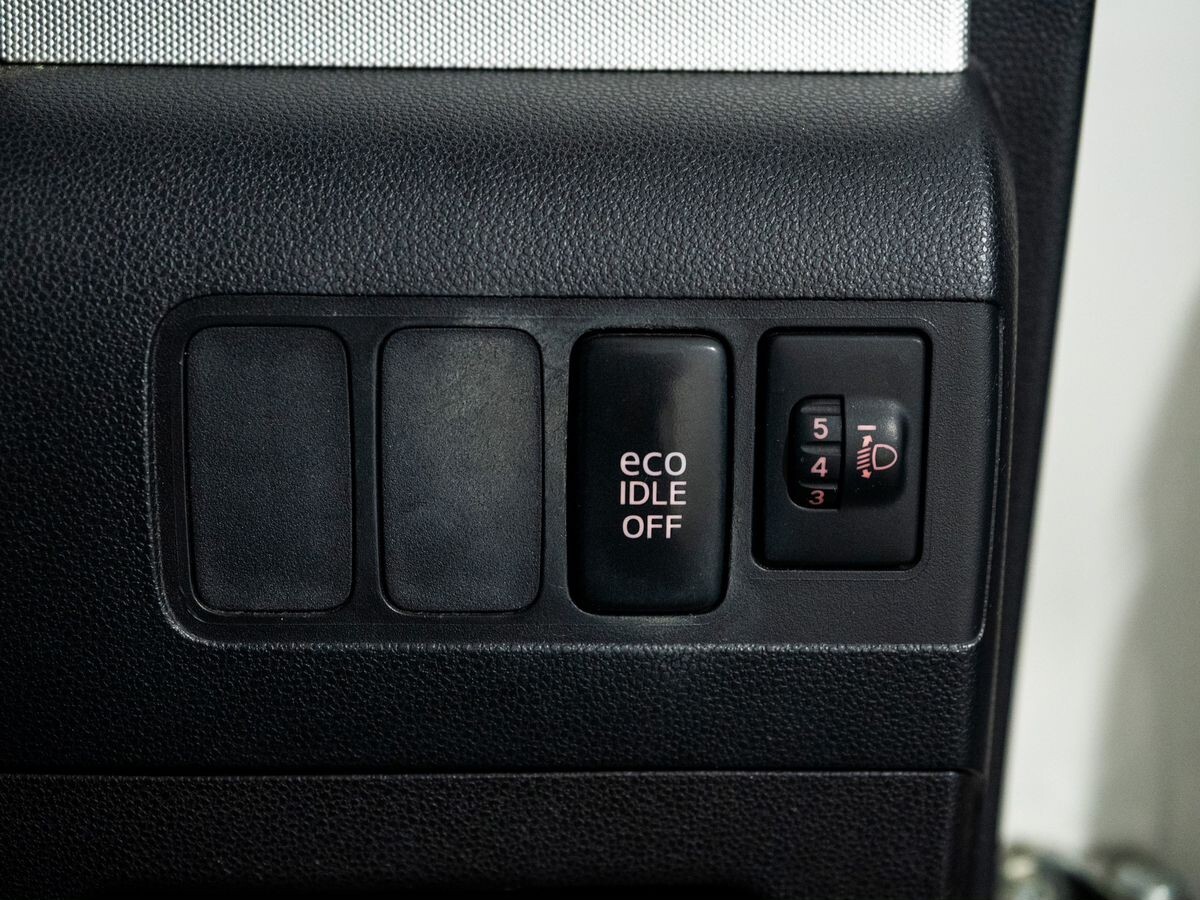 Daihatsu Move Conte 2012 - фото автомобиля