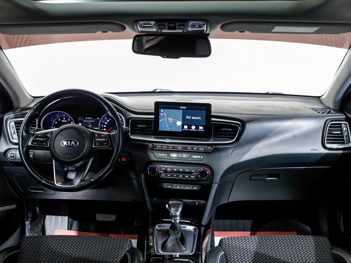 Kia Ceed 2018 - фото автомобиля