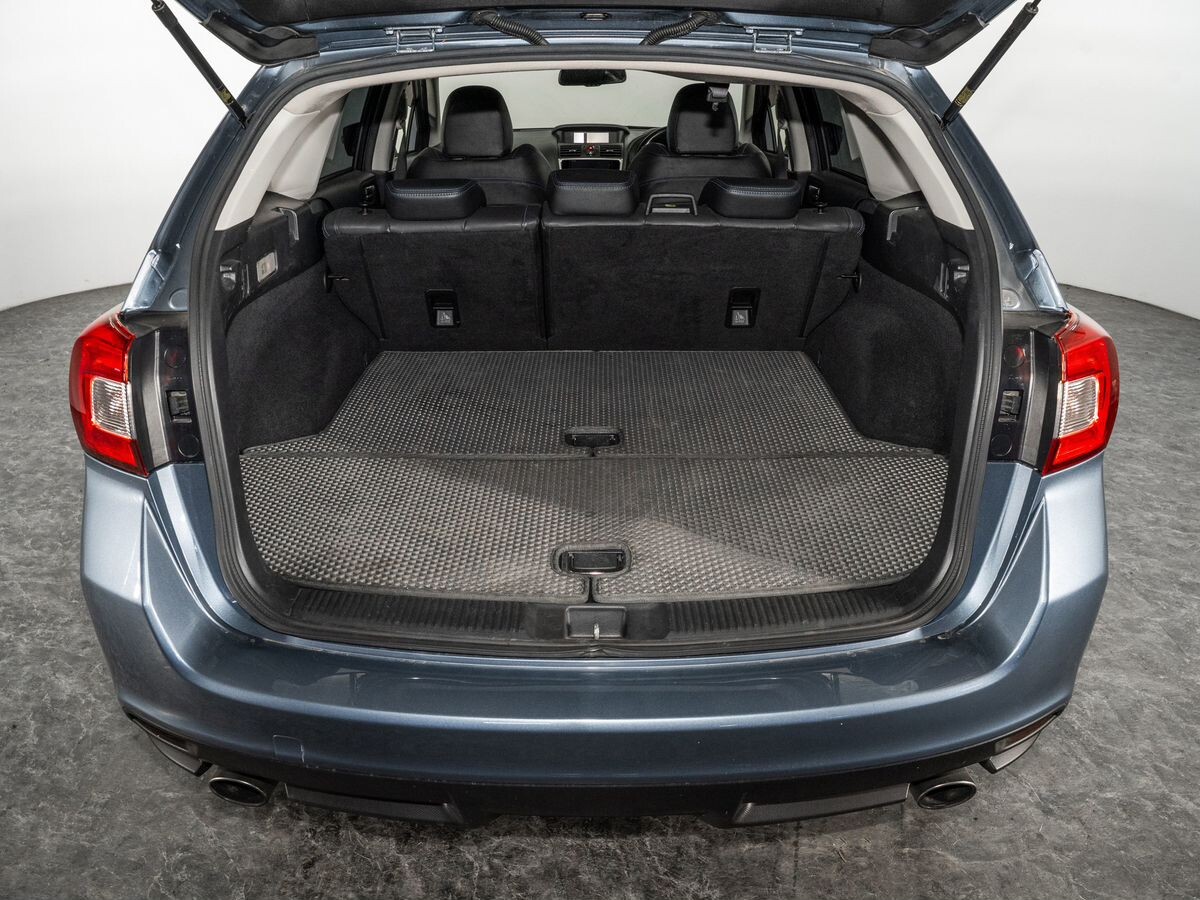 Subaru Levorg 2015 - фото автомобиля