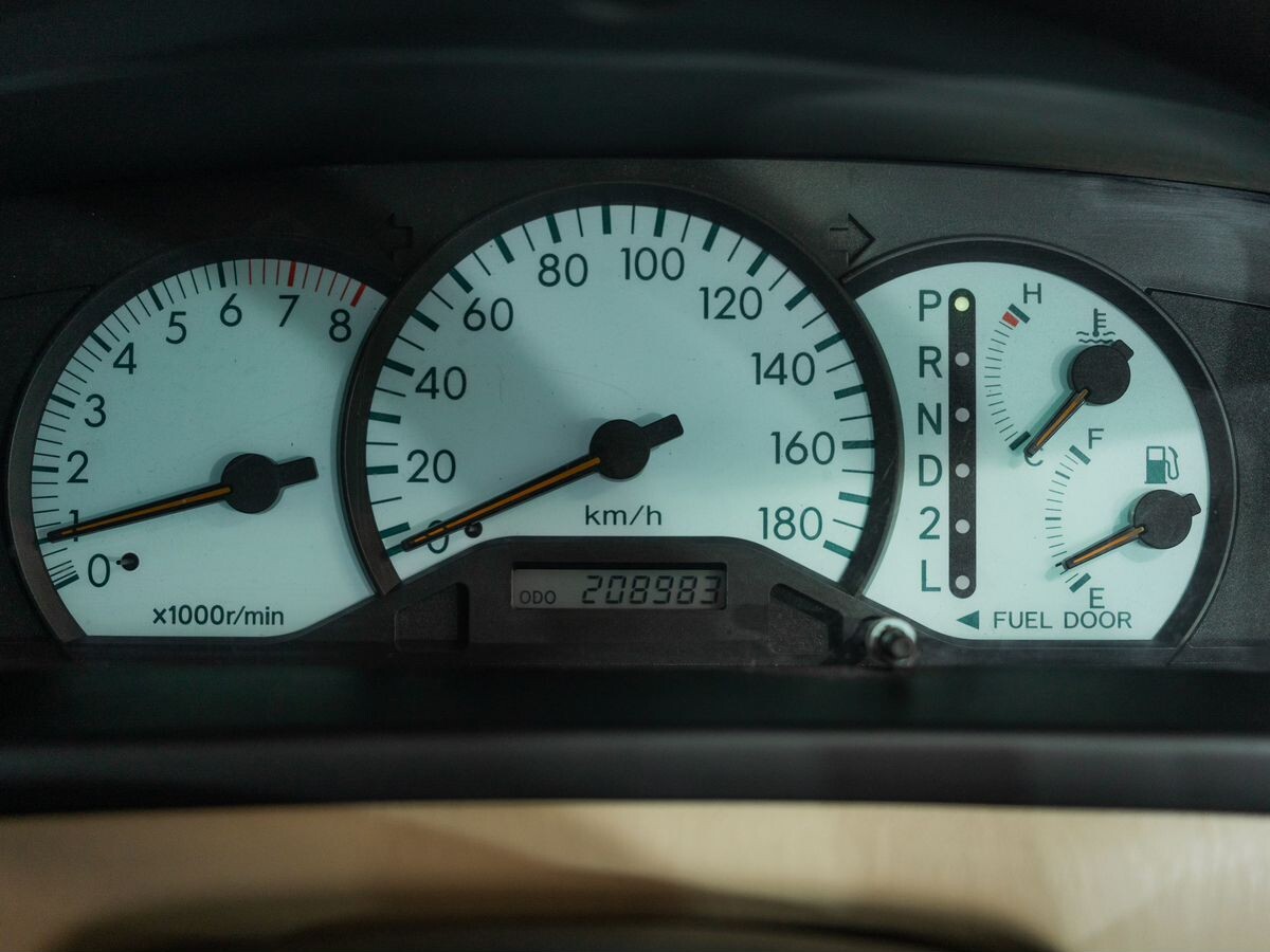 Toyota Corolla Spacio 2002 - фото автомобиля