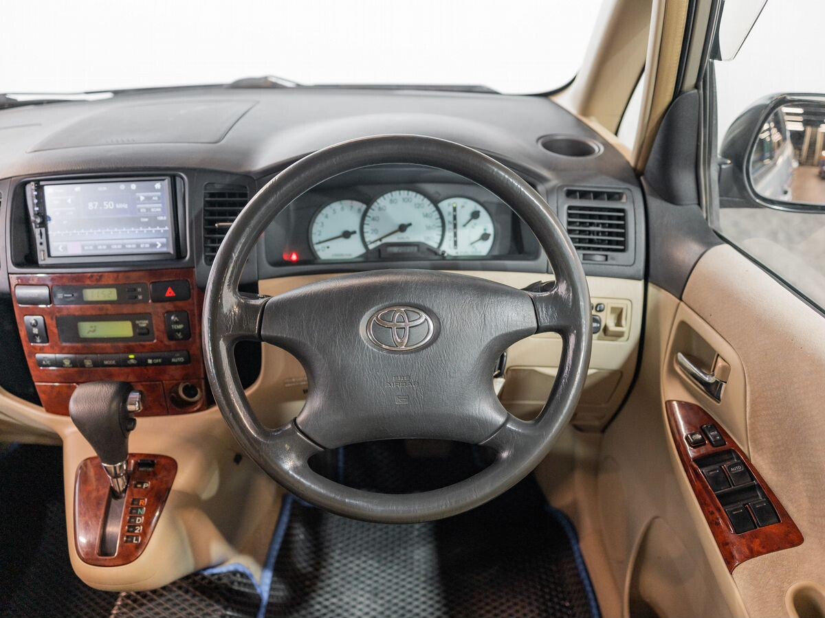 Toyota Corolla Spacio 2002 - фото автомобиля