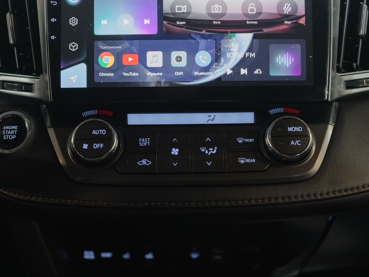 Toyota RAV4 2014 - фото автомобиля