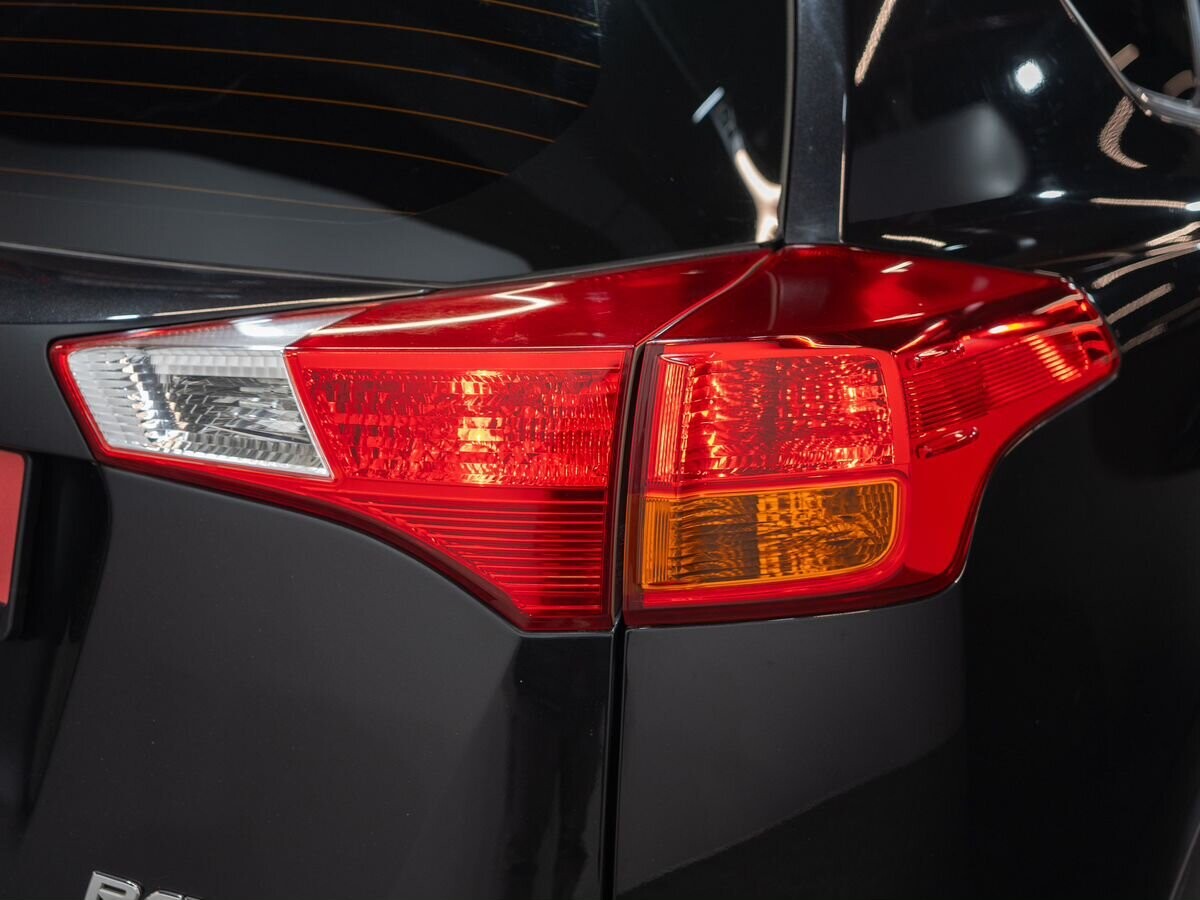 Toyota RAV4 2014 - фото автомобиля