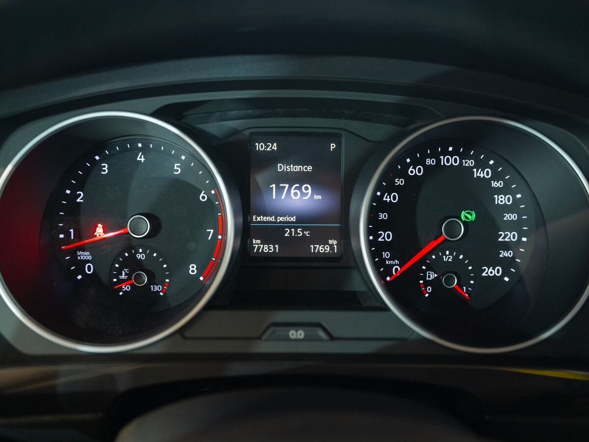 Volkswagen Tiguan 2017 - фото автомобиля