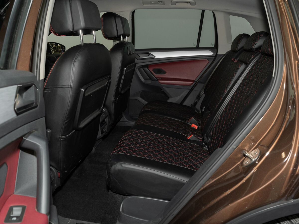 Volkswagen Tiguan 2017 - фото автомобиля