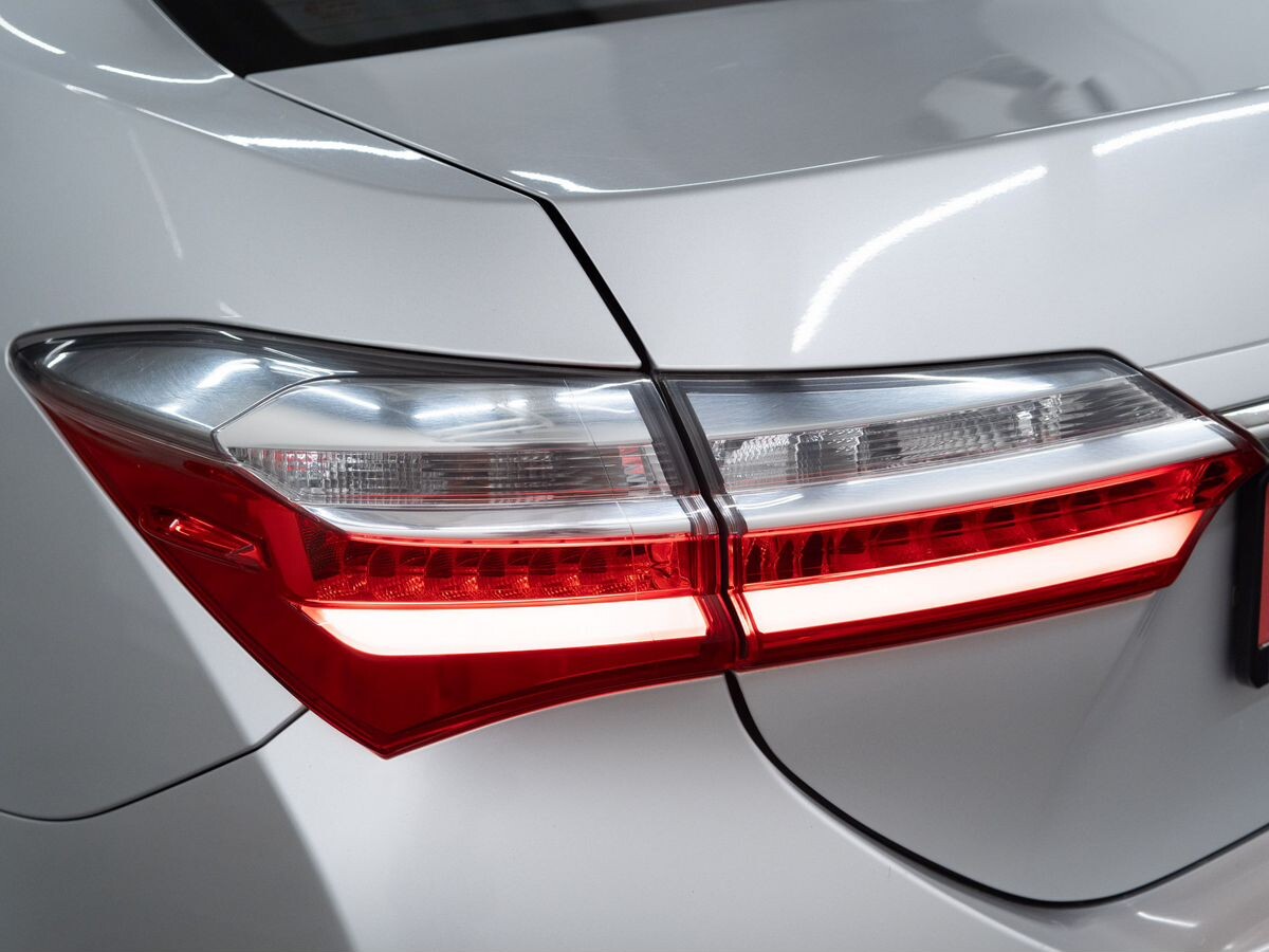 Toyota Corolla 2017 - фото автомобиля