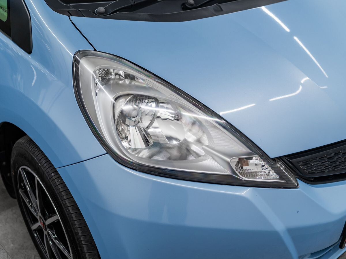 Honda Fit 2012 - фото автомобиля