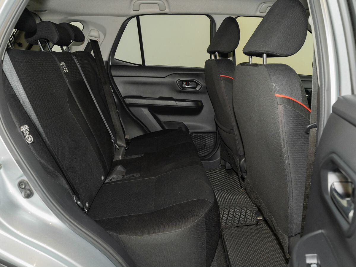 Toyota Raize 2019 - фото автомобиля