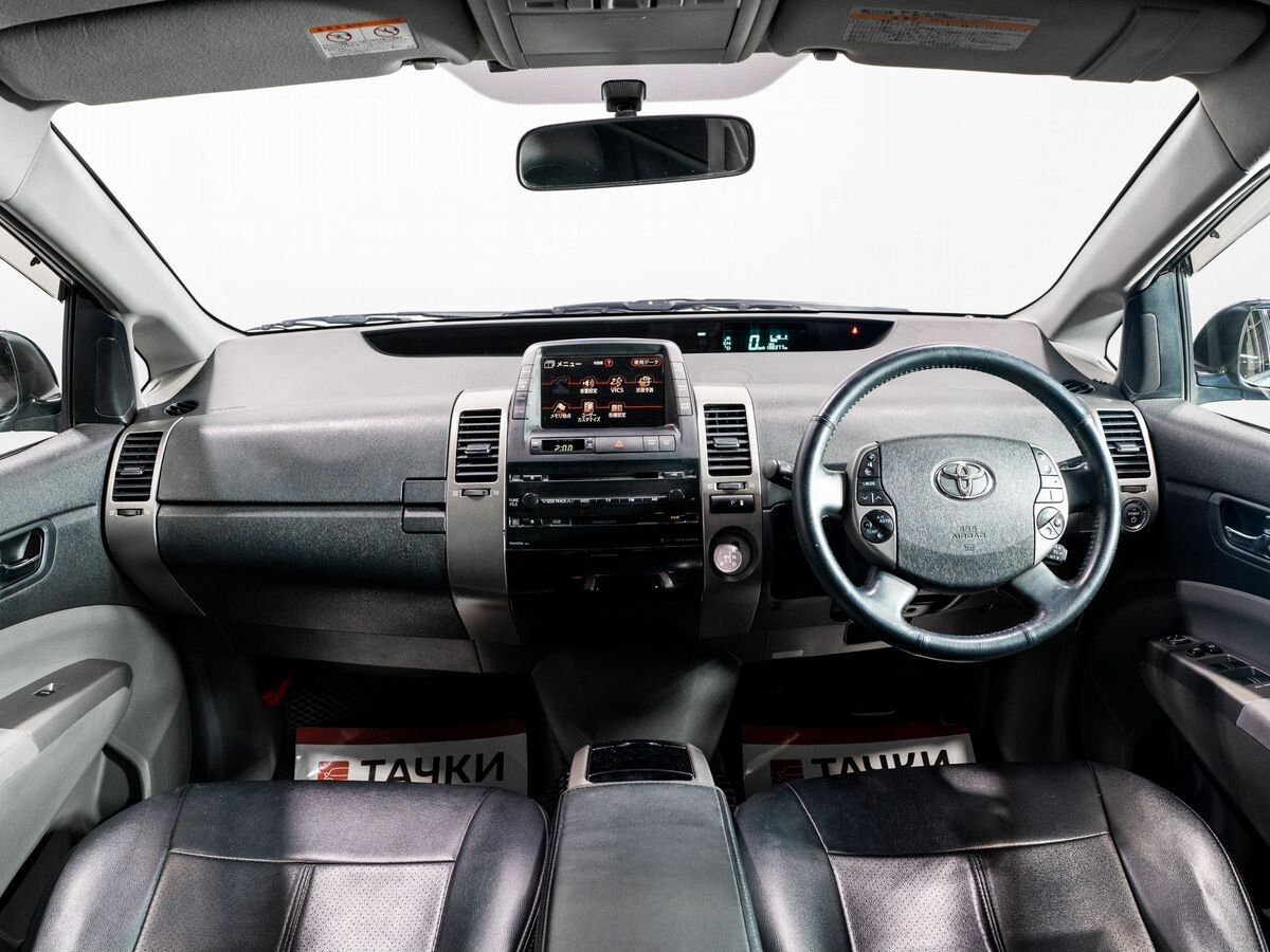 Toyota Prius 2008 - фото автомобиля