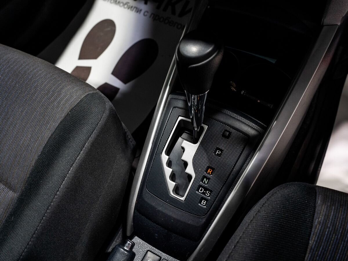 Toyota Corolla Fielder 2014 - фото автомобиля