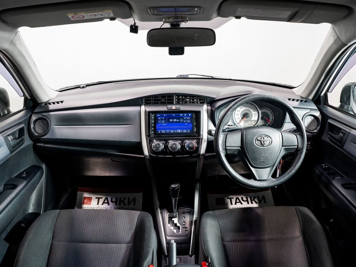 Toyota Corolla Fielder 2014 - фото автомобиля