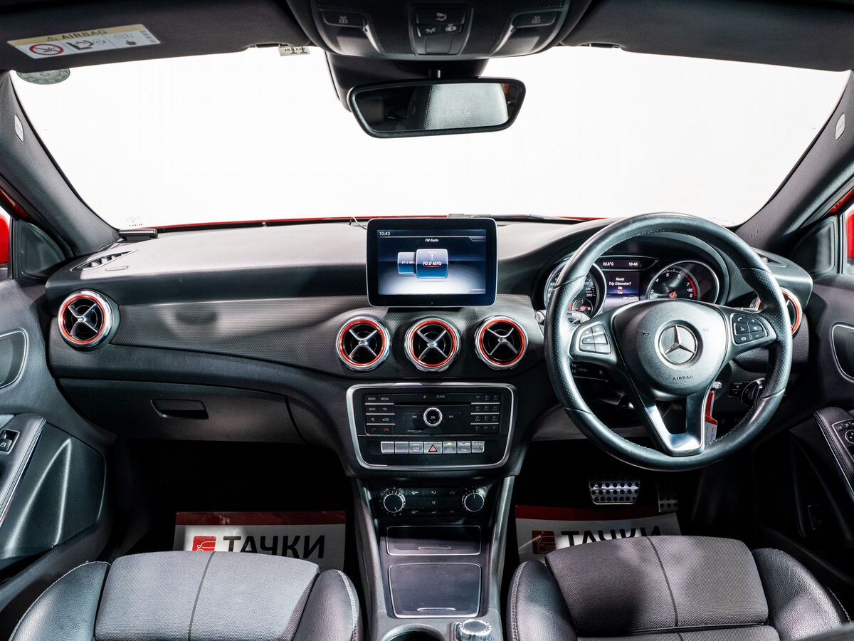 Mercedes-Benz GLA-Class 2017 - фото автомобиля