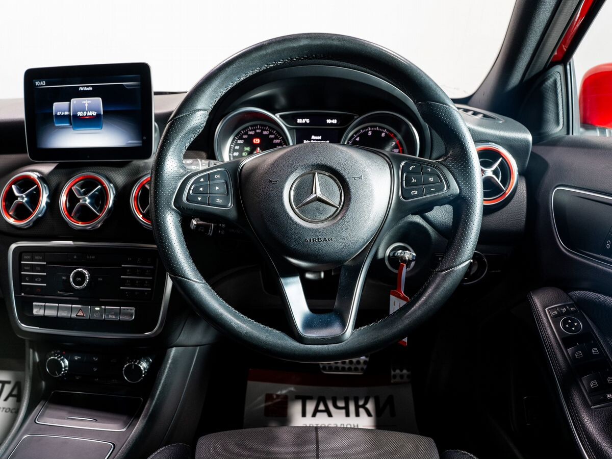Mercedes-Benz GLA-Class 2017 - фото автомобиля