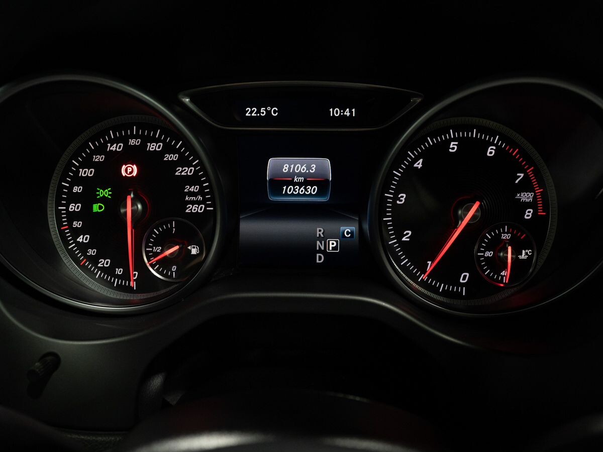 Mercedes-Benz GLA-Class 2017 - фото автомобиля