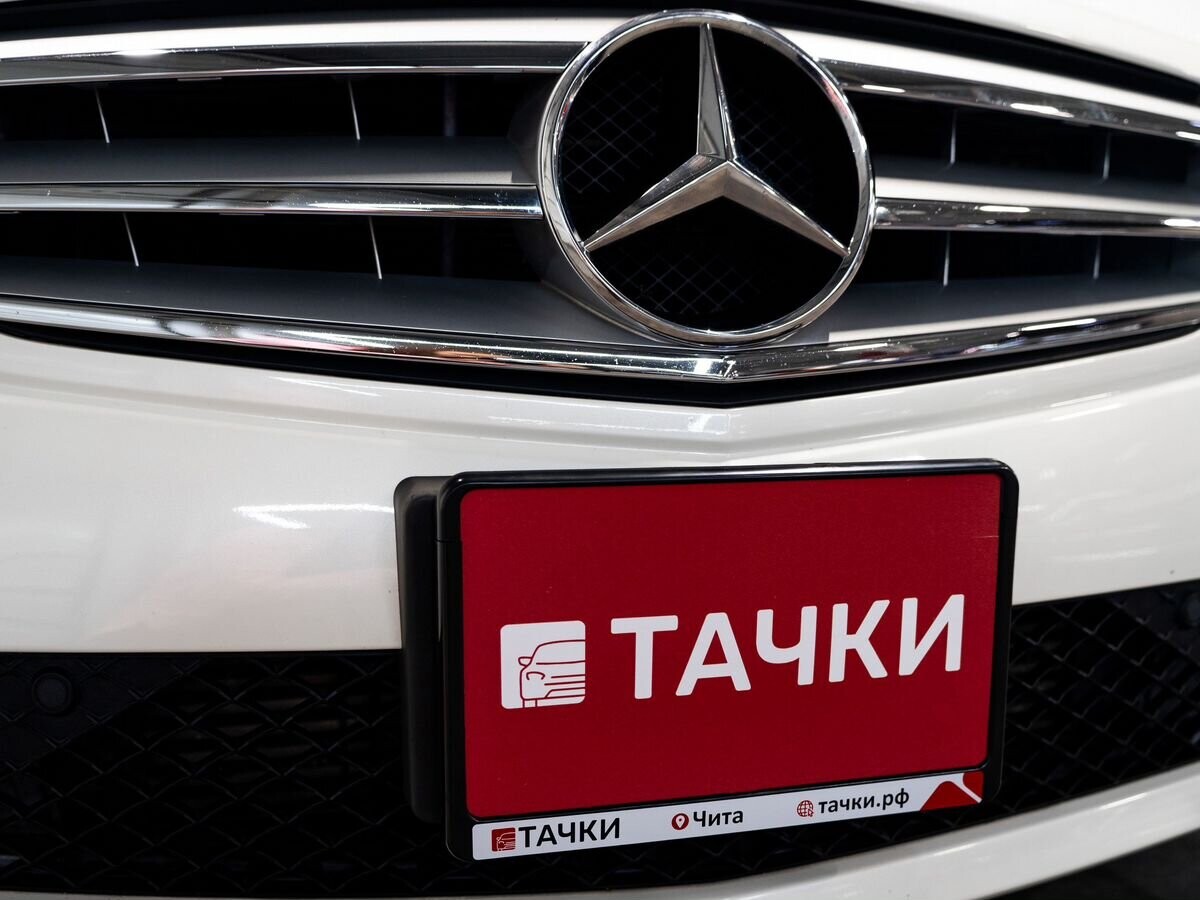 Mercedes-Benz C-Class 2011 - фото автомобиля