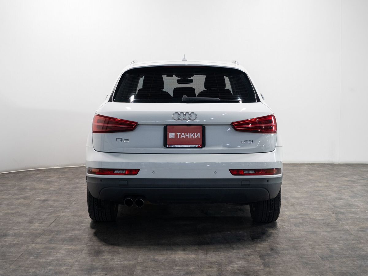 Audi Q3 2015 - фото автомобиля