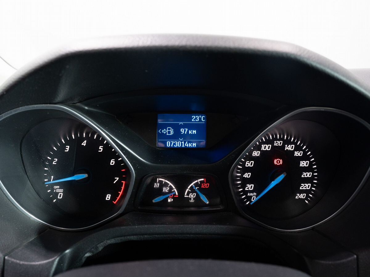 Ford Focus 2014 - фото автомобиля