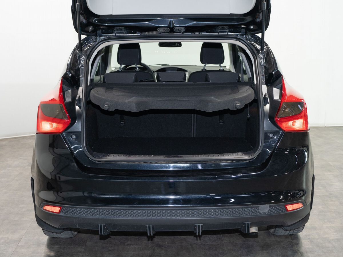 Ford Focus 2014 - фото автомобиля