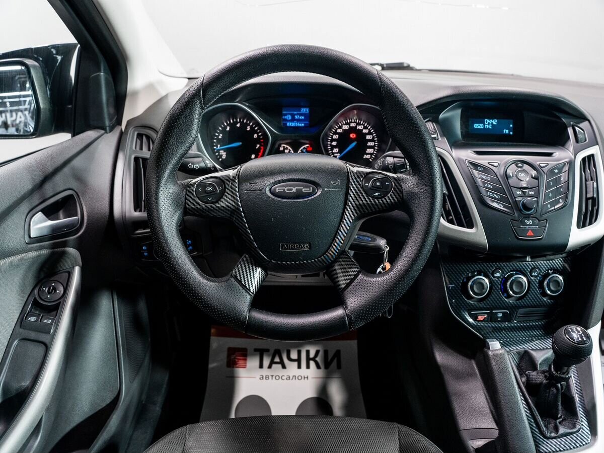 Ford Focus 2014 - фото автомобиля