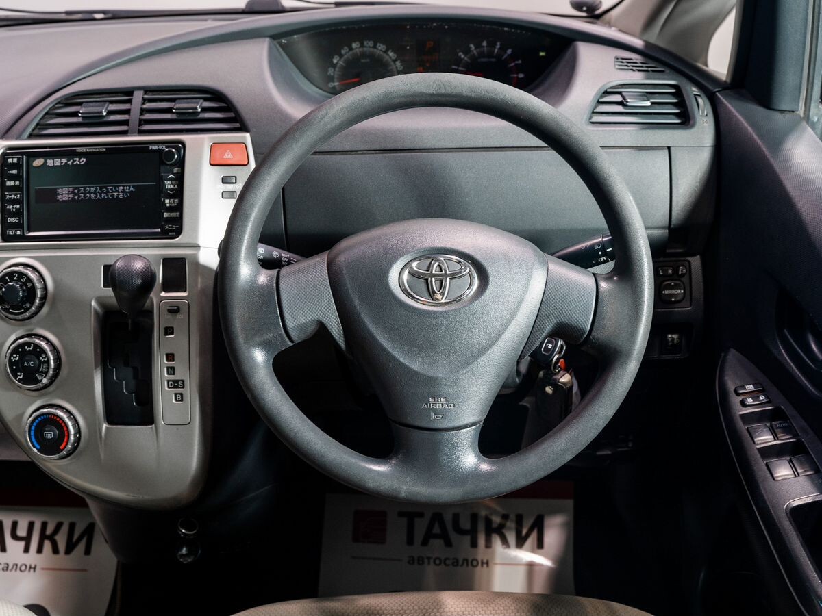 Toyota Ractis 2009 - фото автомобиля