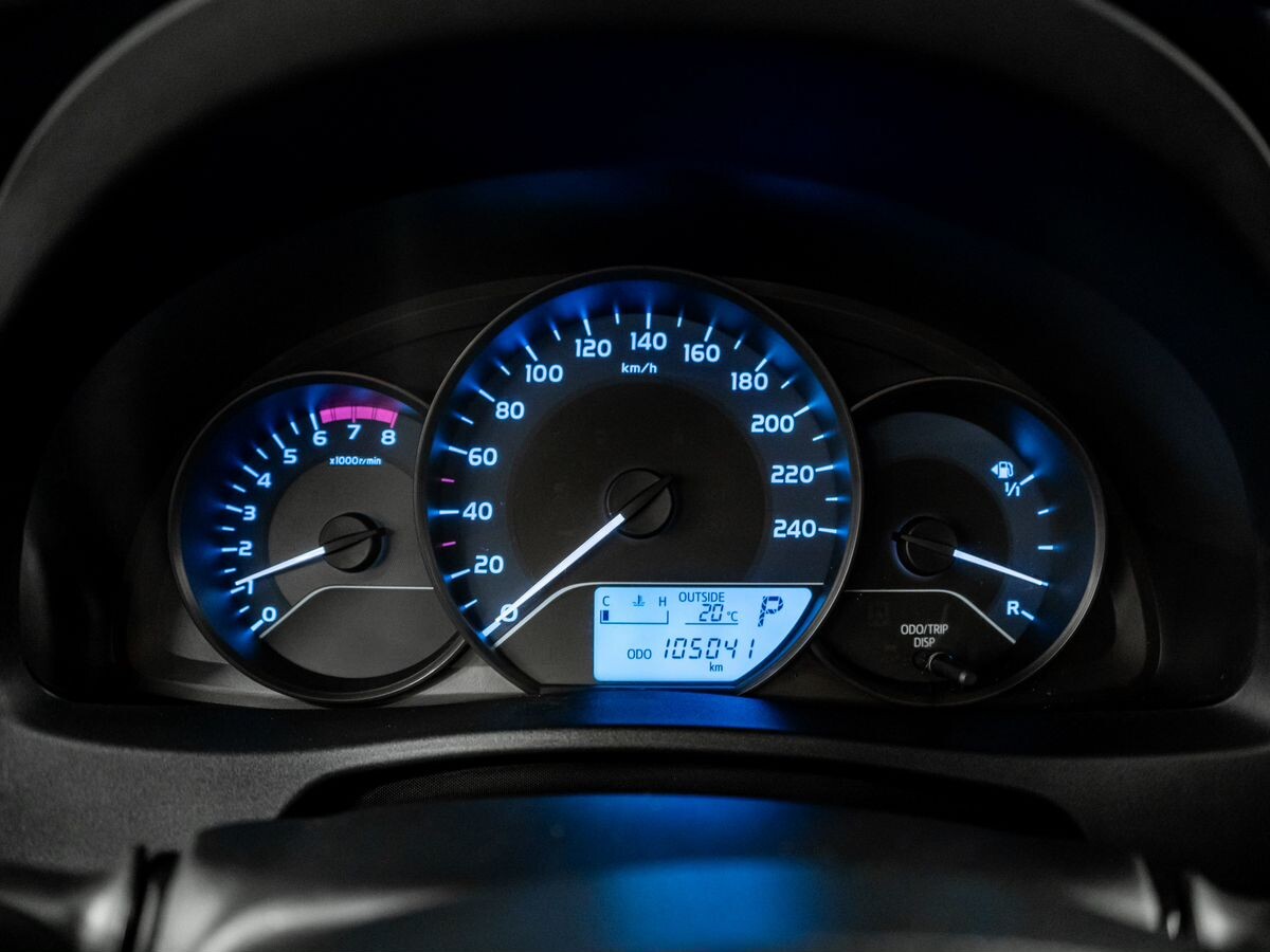 Toyota Corolla 2016 - фото автомобиля