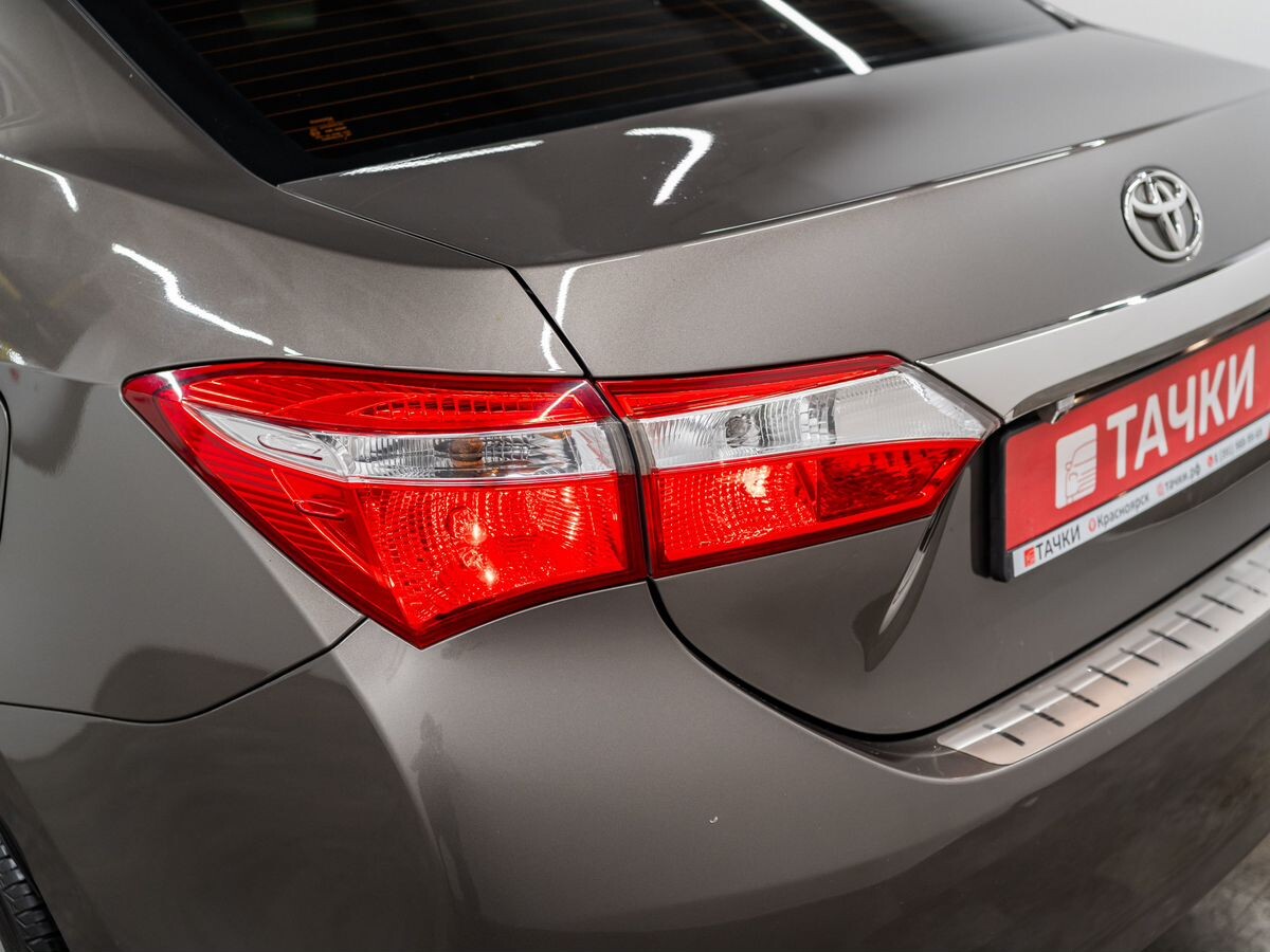 Toyota Corolla 2016 - фото автомобиля