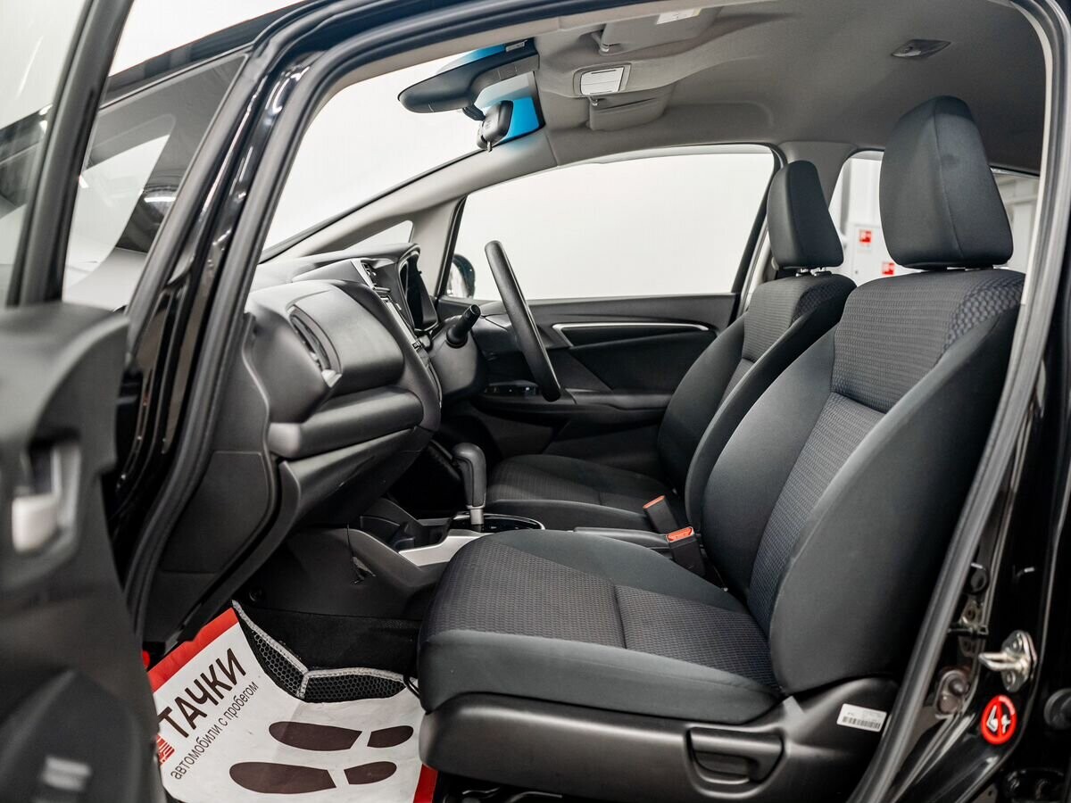 Honda Fit 2019 - фото автомобиля