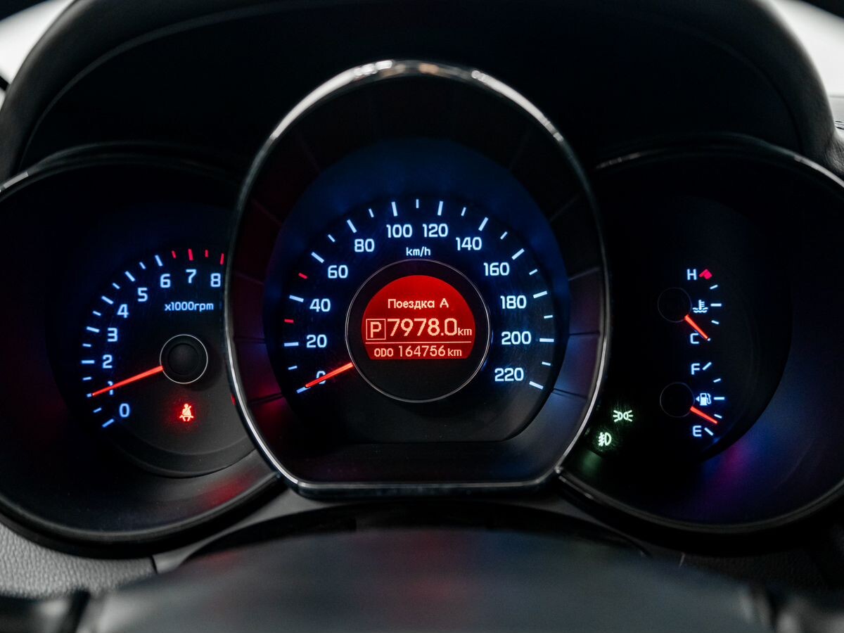 Kia Rio 2012 - фото автомобиля