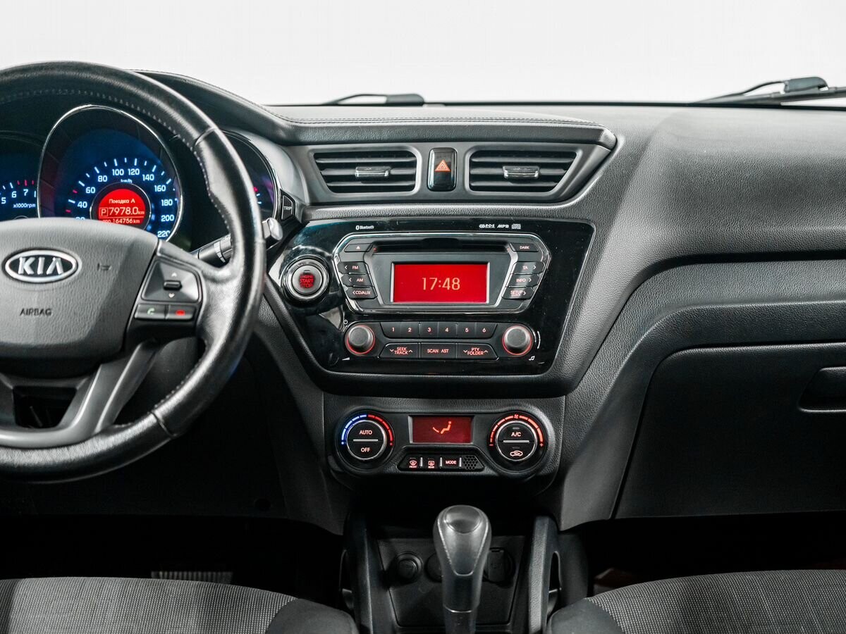 Kia Rio 2012 - фото автомобиля