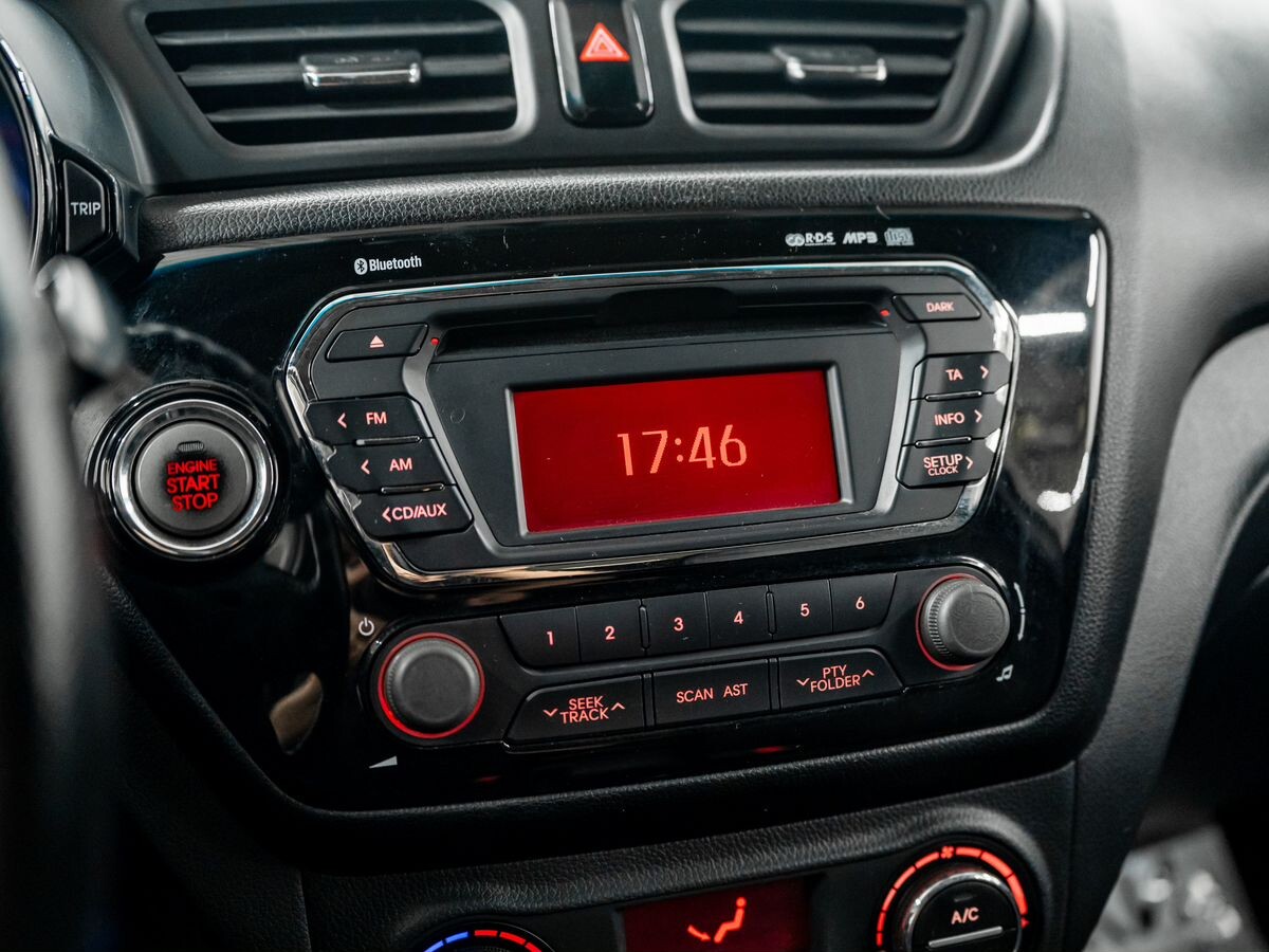 Kia Rio 2012 - фото автомобиля