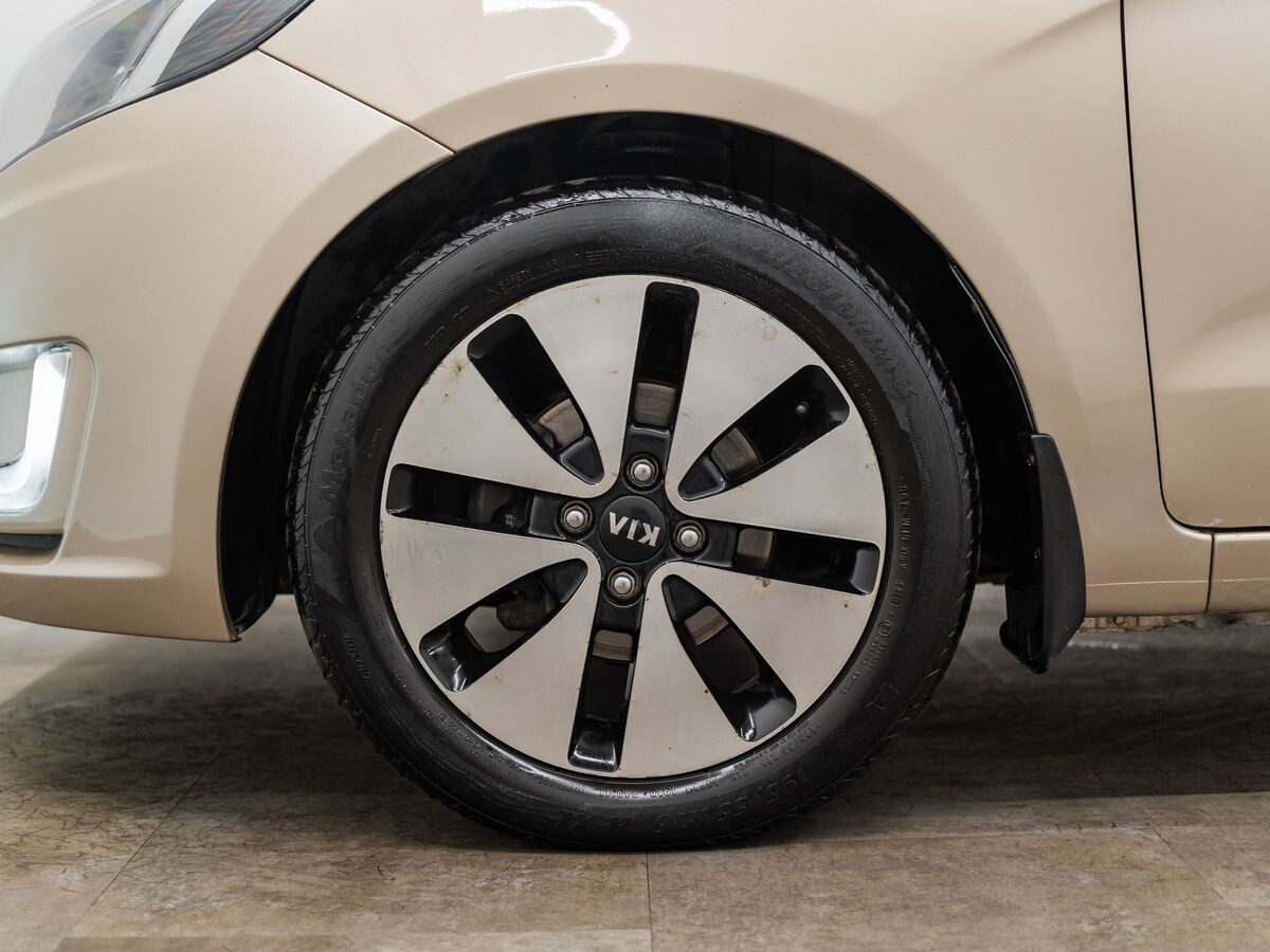 Kia Rio 2012 - фото автомобиля