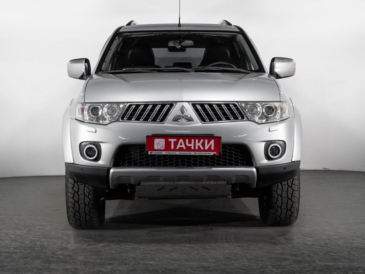 Mitsubishi Pajero Sport 2011 - фото автомобиля