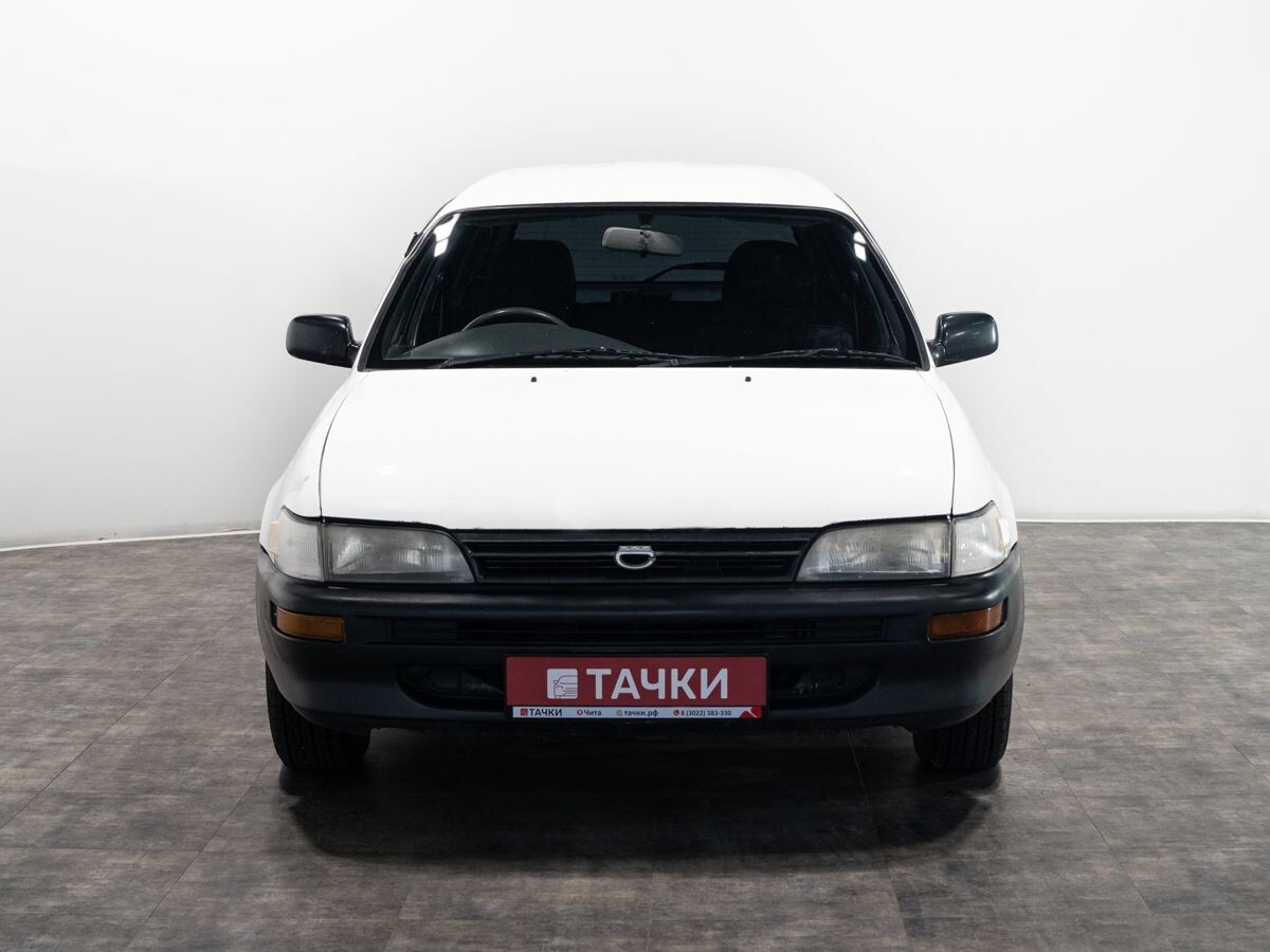 Toyota Corolla 2000 - фото автомобиля