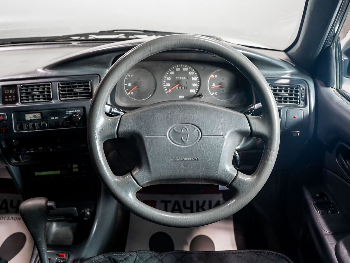 Toyota Corolla 2000 - фото автомобиля