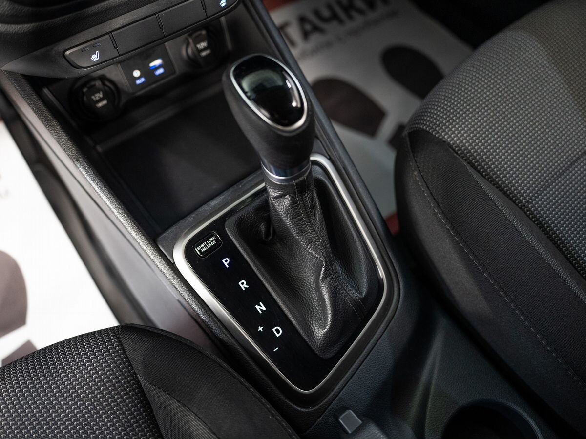 Hyundai Solaris 2018 - фото автомобиля
