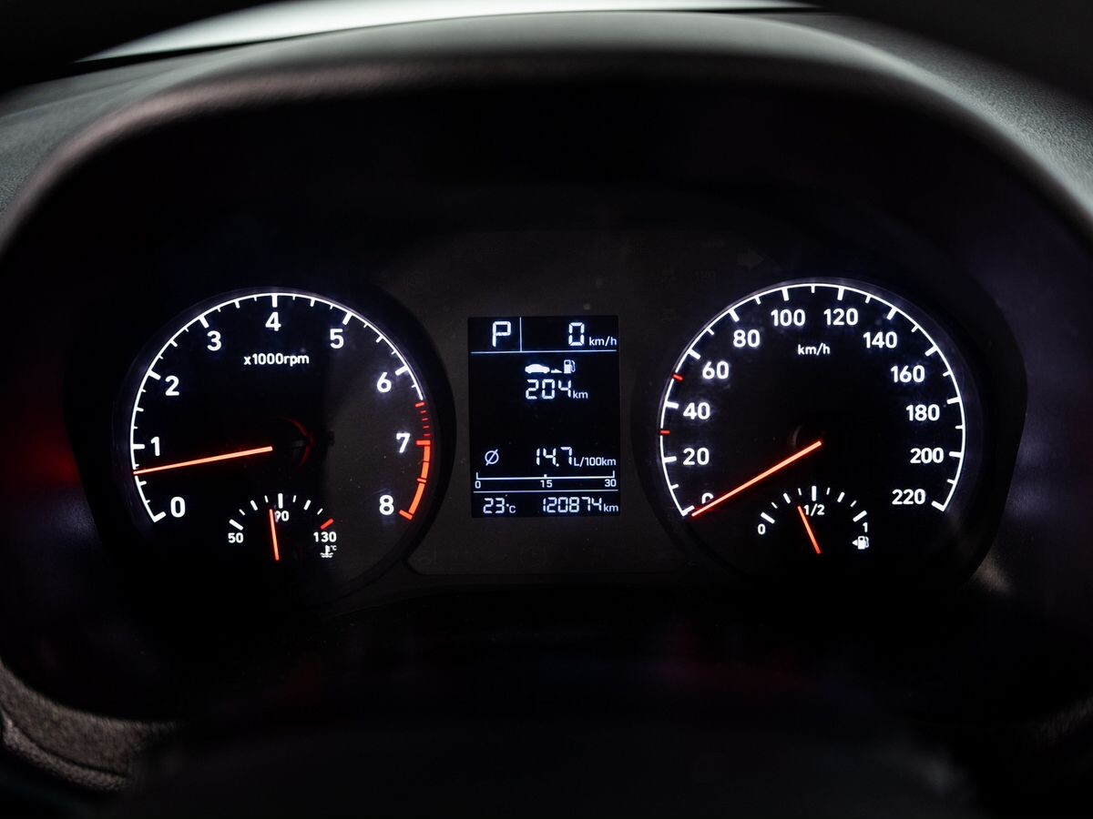 Hyundai Solaris 2018 - фото автомобиля