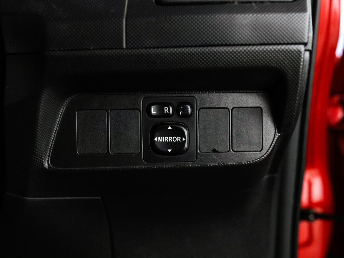 Toyota Auris 2007 - фото автомобиля