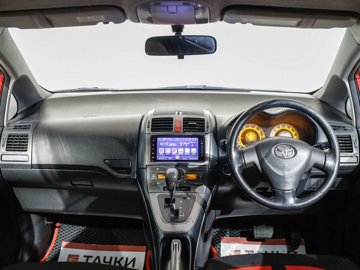 Toyota Auris 2007 - фото автомобиля