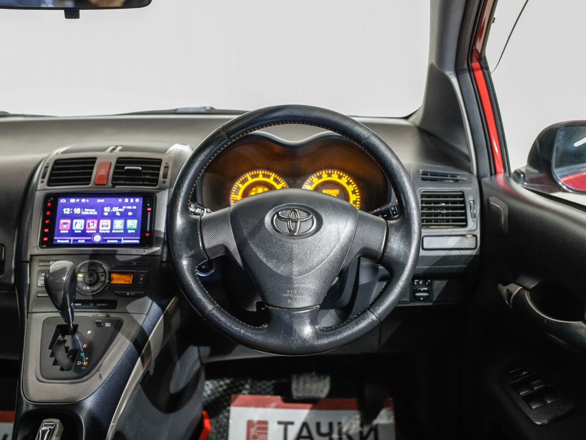 Toyota Auris 2007 - фото автомобиля
