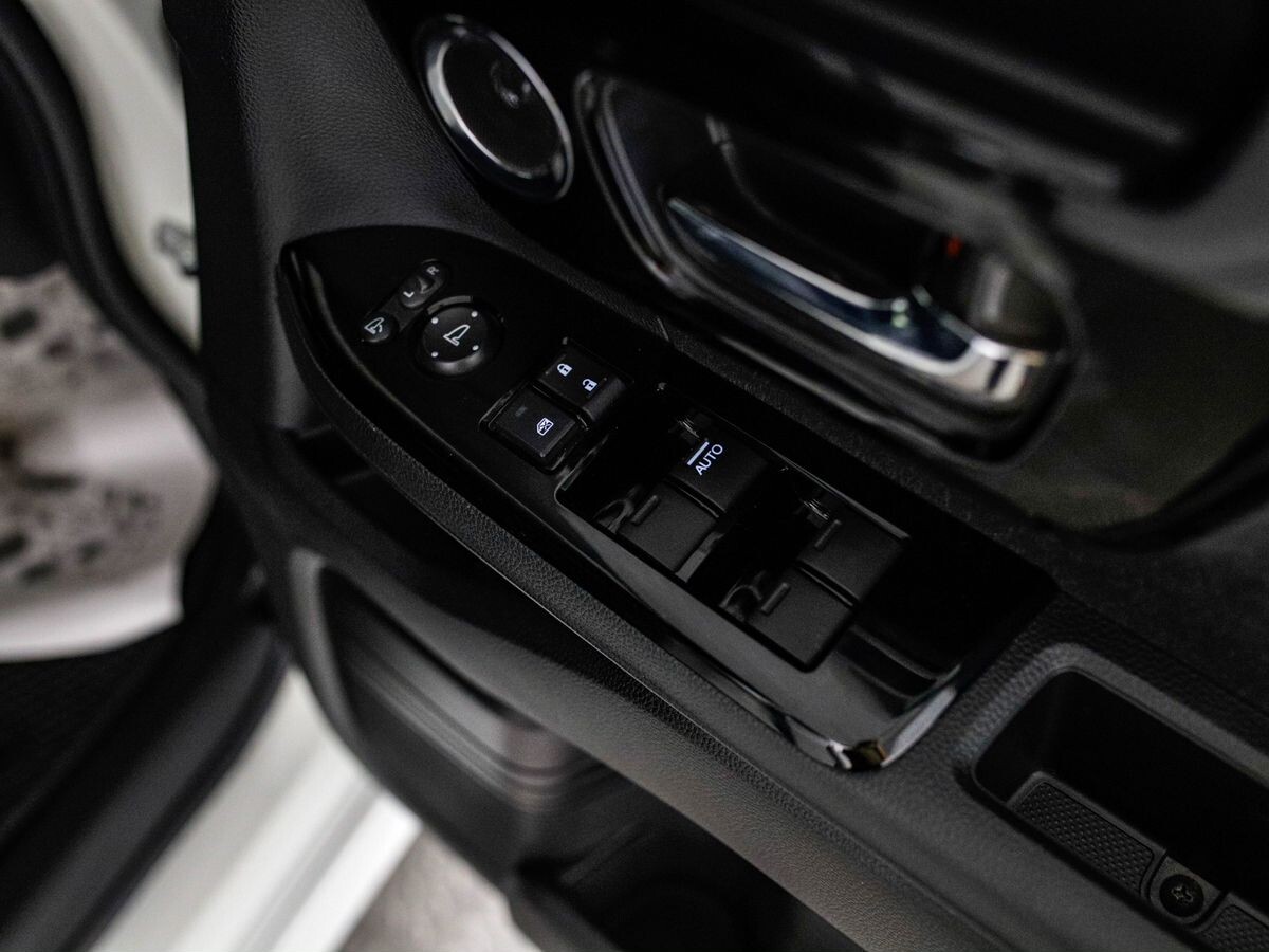 Honda N-BOX 2022 - фото автомобиля
