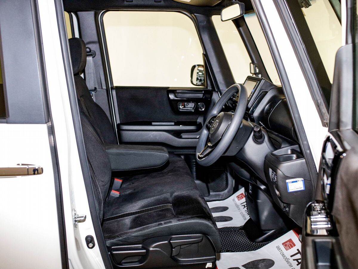 Honda N-BOX 2022 - фото автомобиля