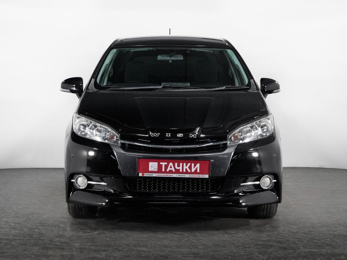 Toyota Wish 2013 - фото автомобиля