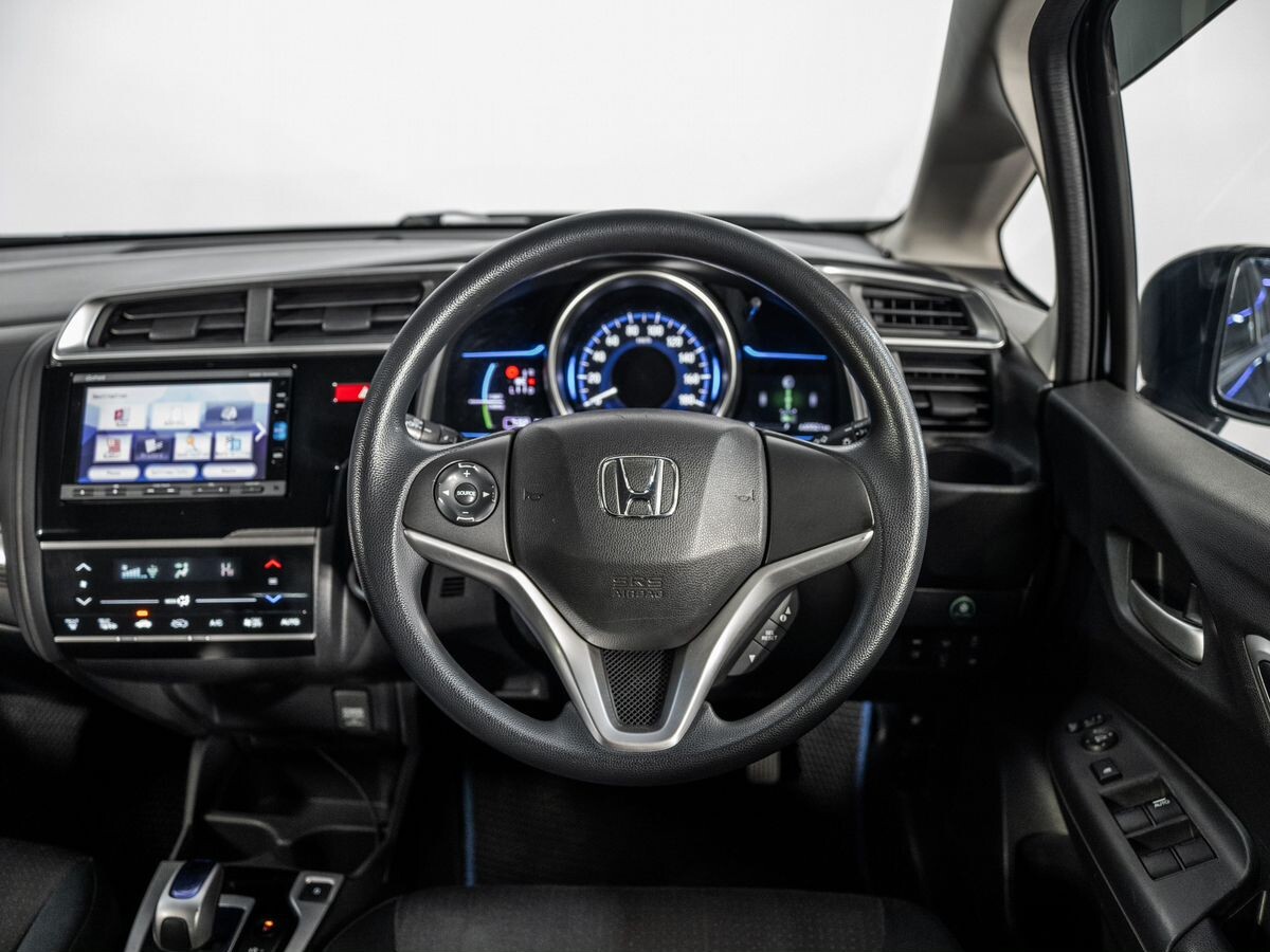 Honda Fit 2016 - фото автомобиля