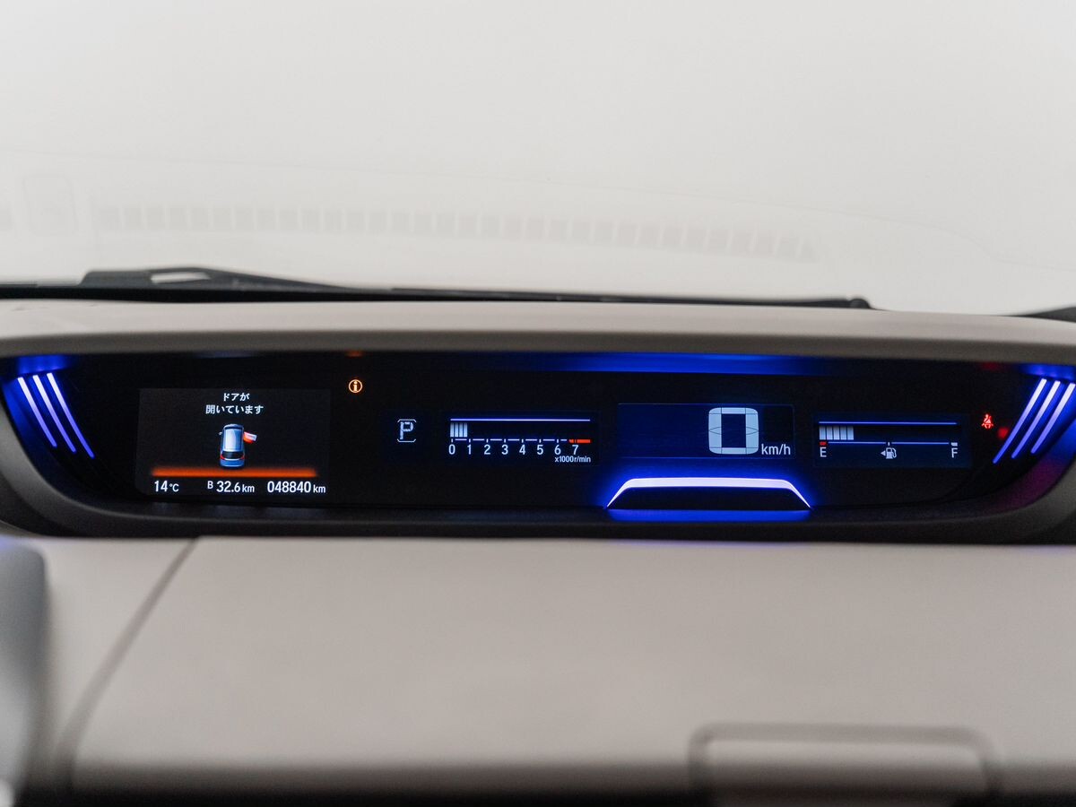 Honda Freed+ 2021 - фото автомобиля