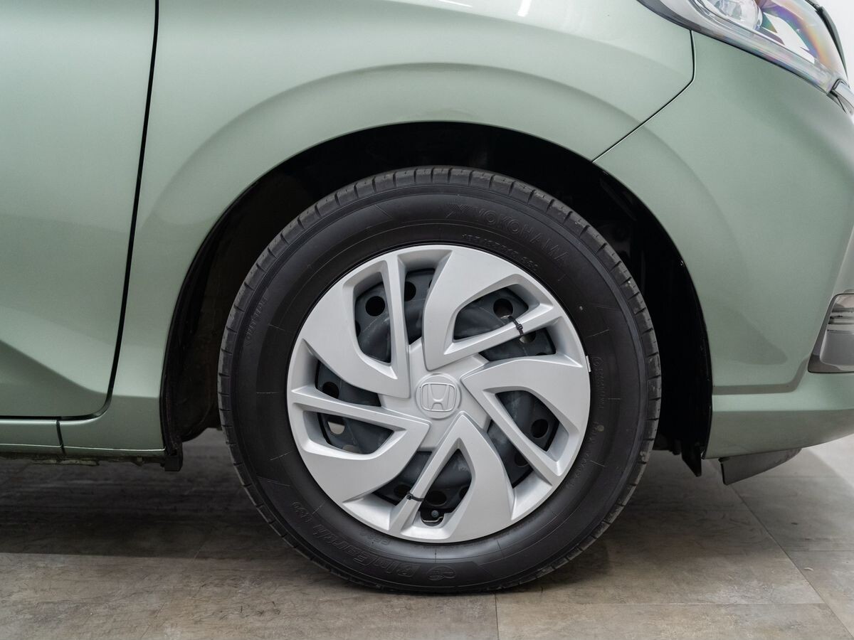 Honda Freed+ 2021 - фото автомобиля
