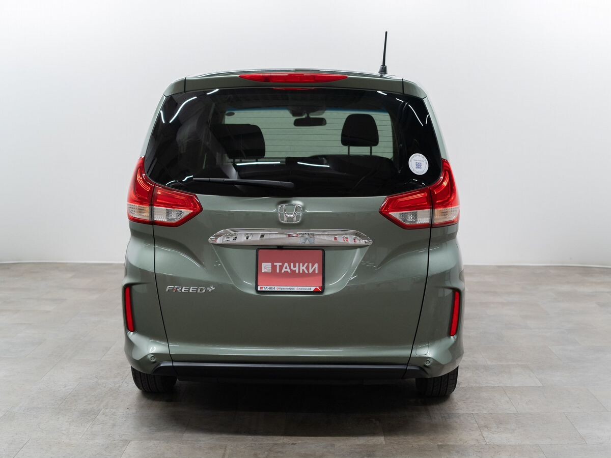 Honda Freed+ 2021 - фото автомобиля